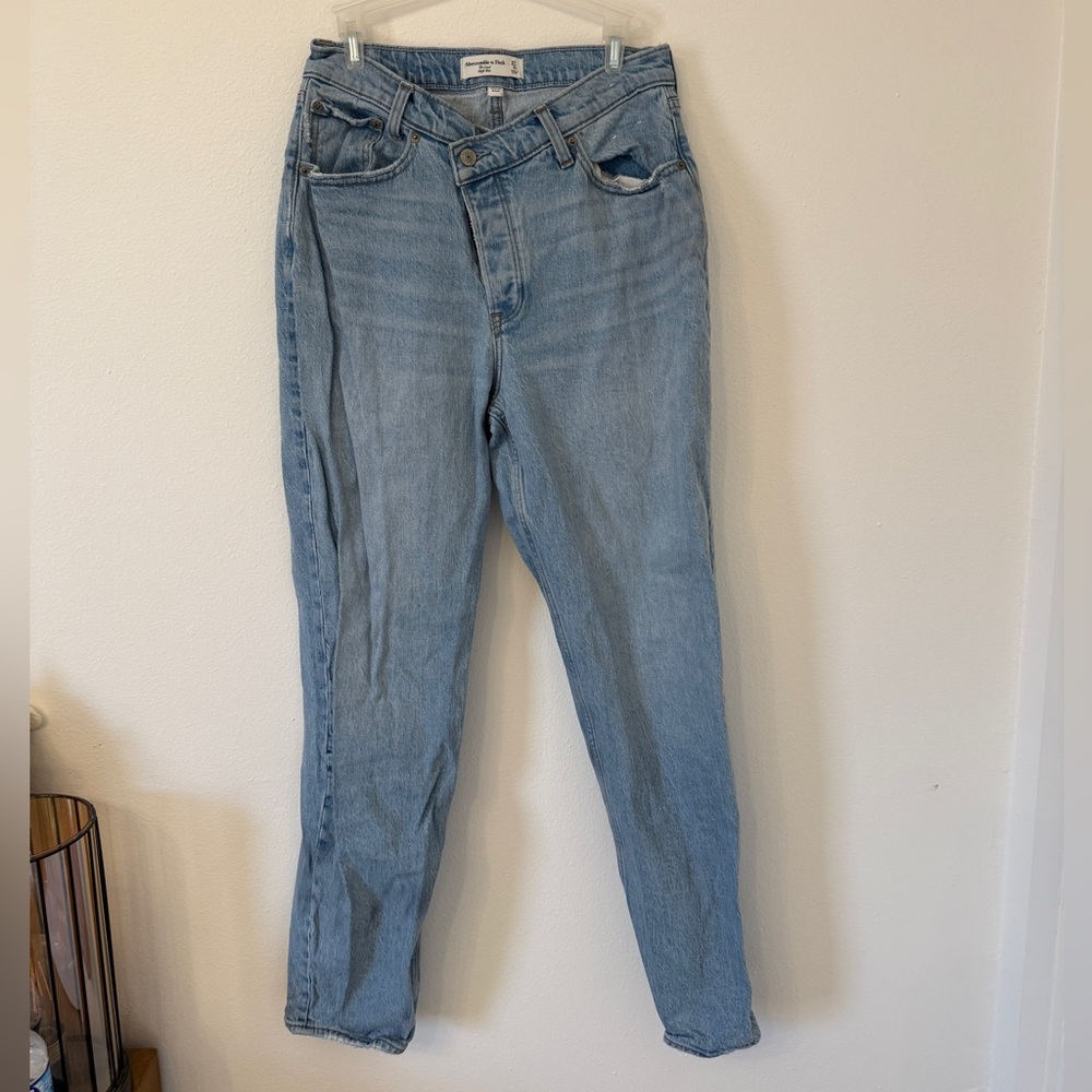 Abercrombie & Fitch Light Blue High Rise Dad Jeans